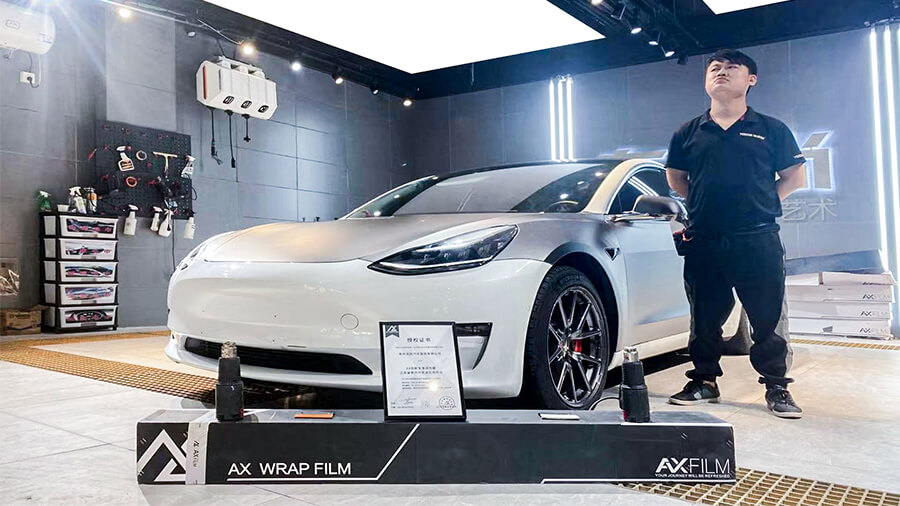 特斯拉model3施工AX改色膜-AMG山灰案例