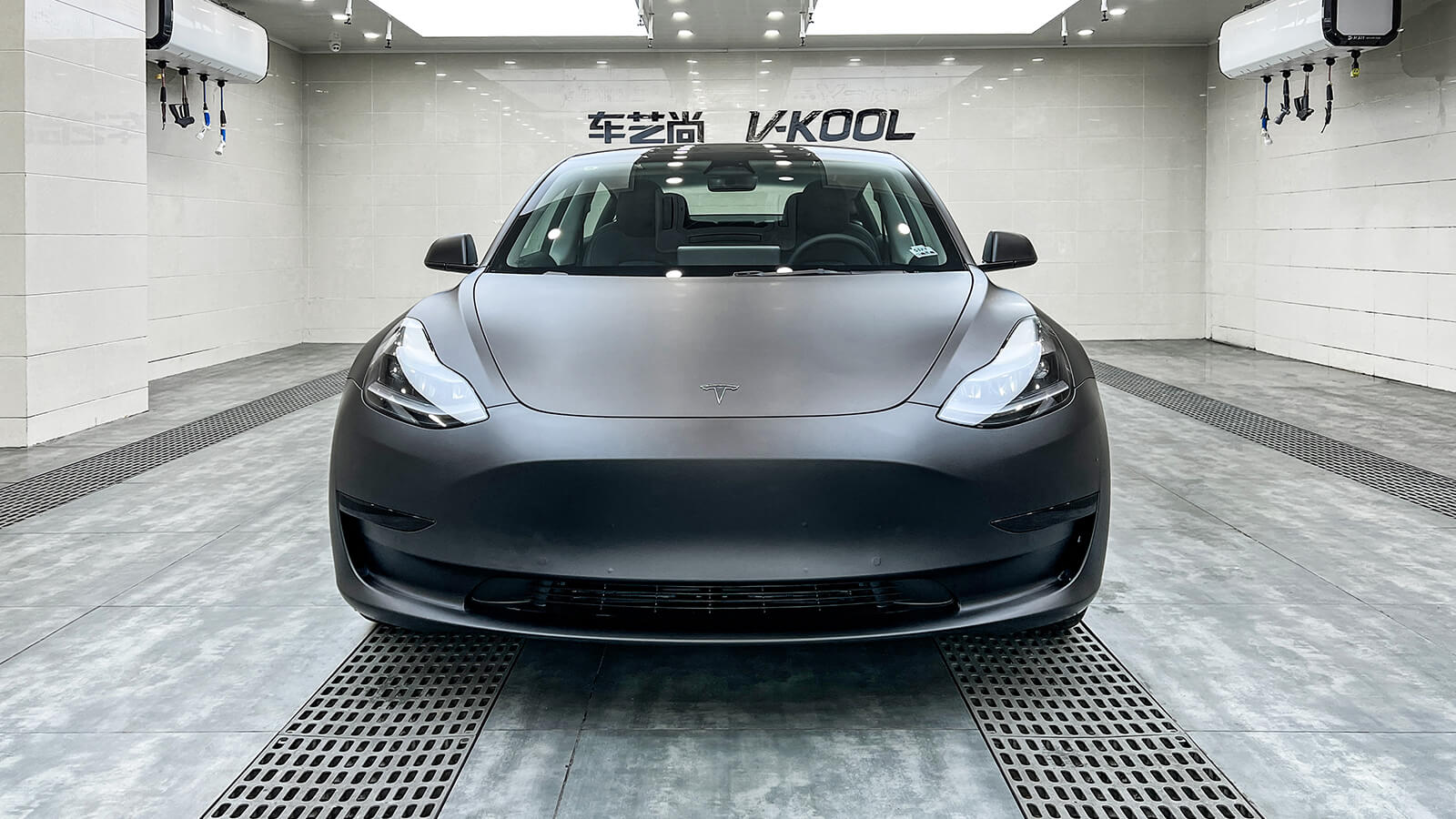 特斯拉Model3黑色改色AX超哑黑气场全开